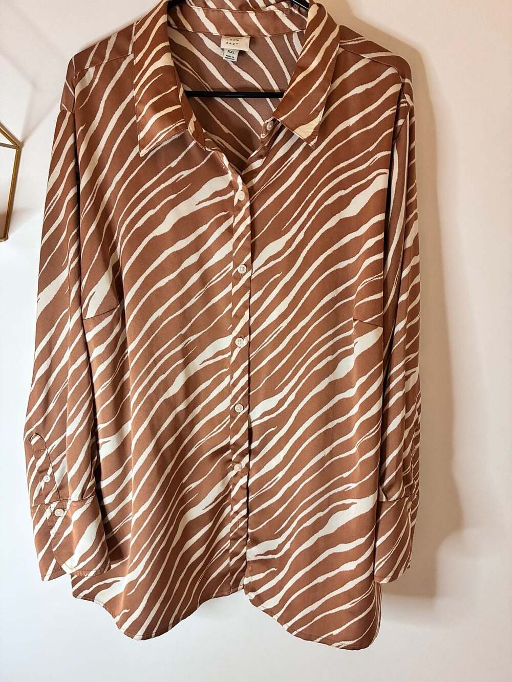 A New Day Button Down Shirt Size XXL Brown White Zebra Print